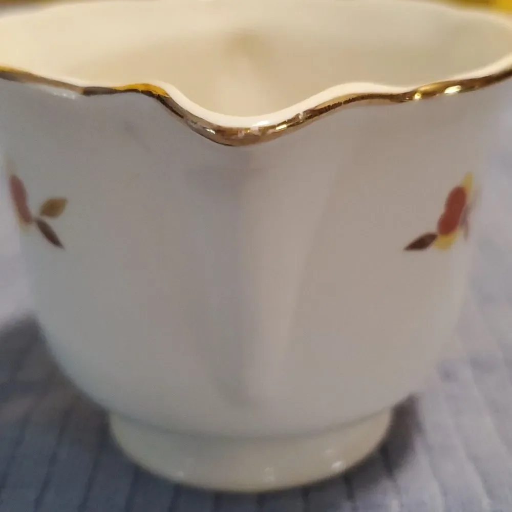 VTG Hall Jewel Tea Autumn Leaf Ruffled D Creamer Mary Dunbar USA